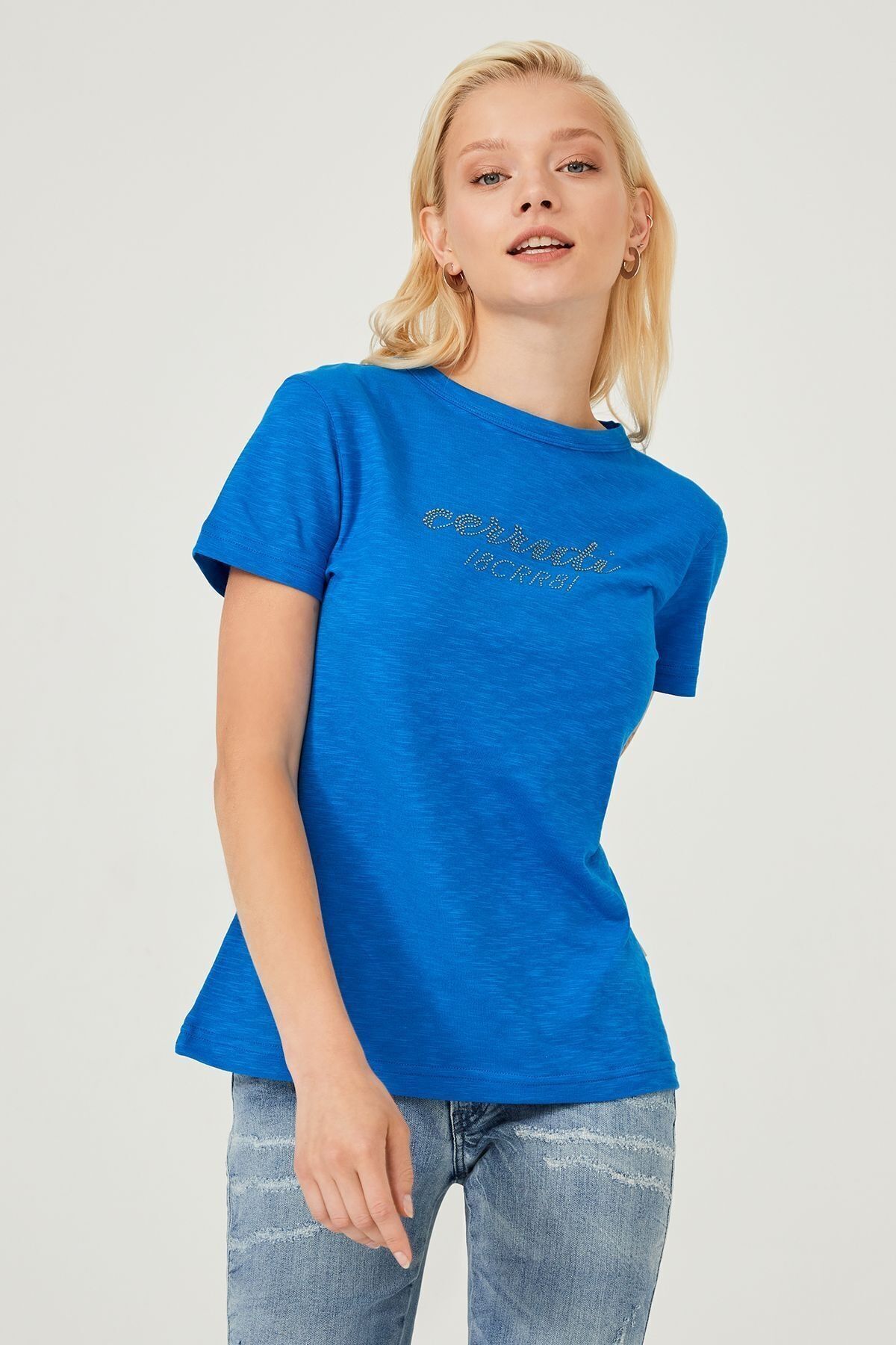 Bisiklet Yaka Kadın T-Shirt - 12