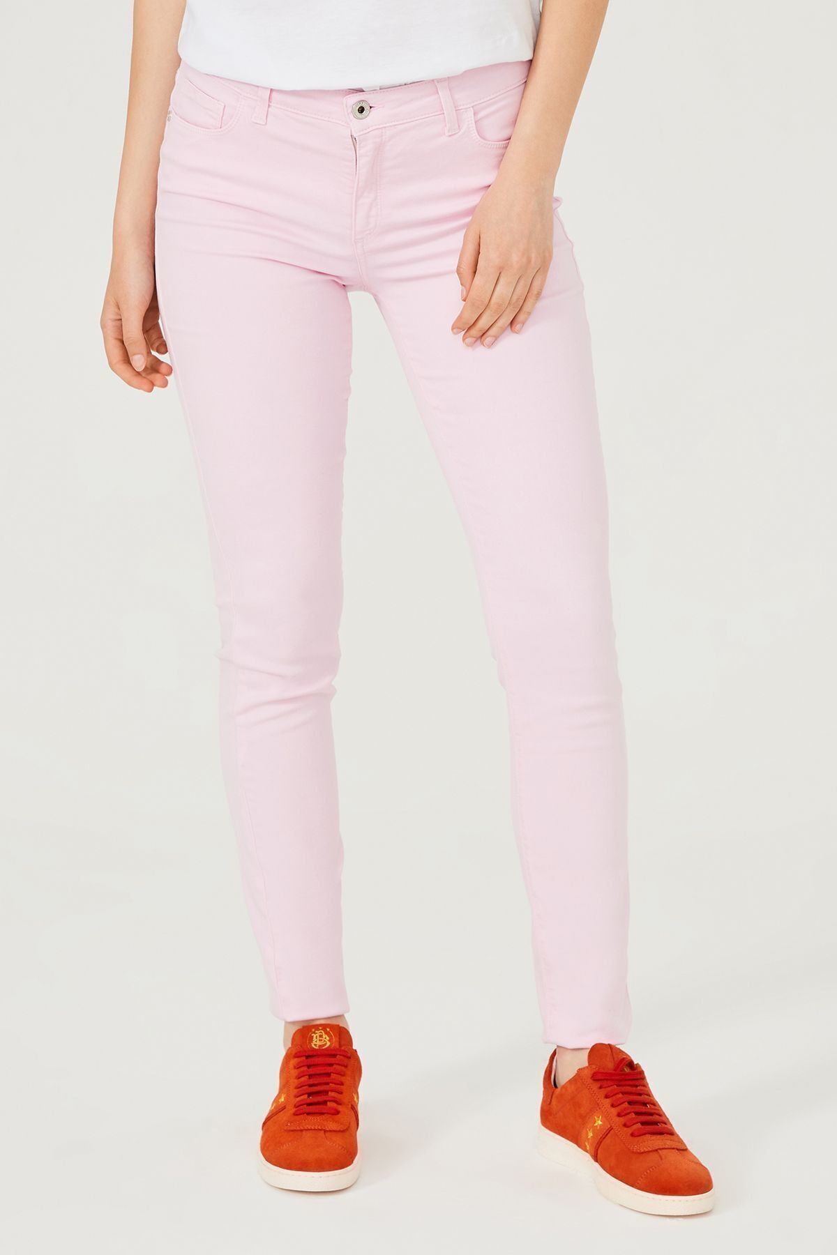 Düşük Bel Dar Paça Kadın Jean Pantolon - 5