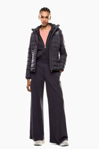 Emporio Armani Kapüşonlu Şişme Mont - 4