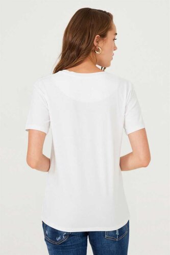 Kadın Etnik Desenli T-Shirt - 15