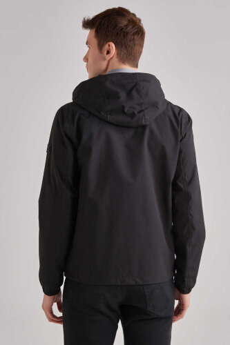Woolrich Erkek Kapşonlu Su Geçirmez Mont - 5